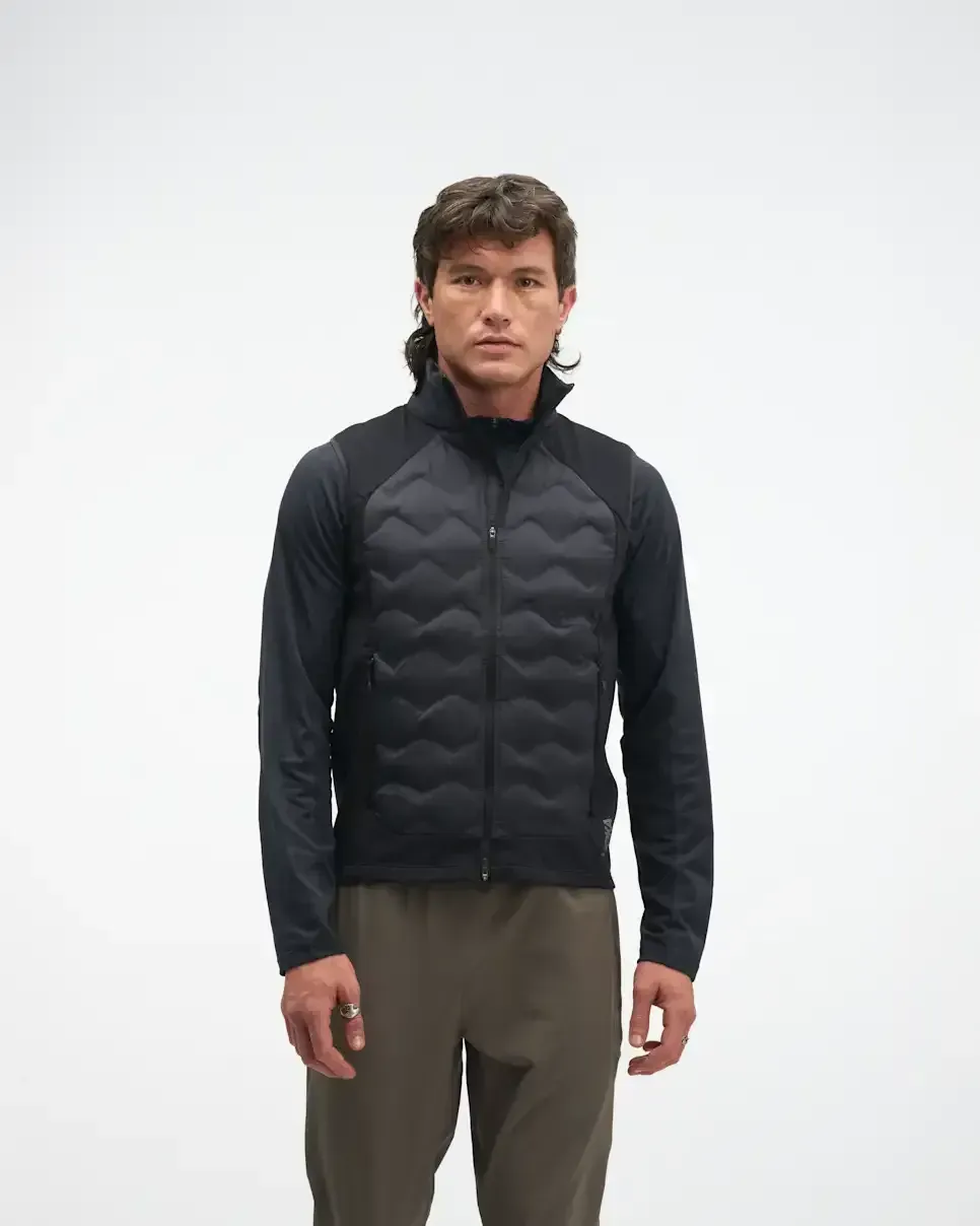 HOKA SkyFill Insulated Vest Black - Men's New Arrivals - front view
