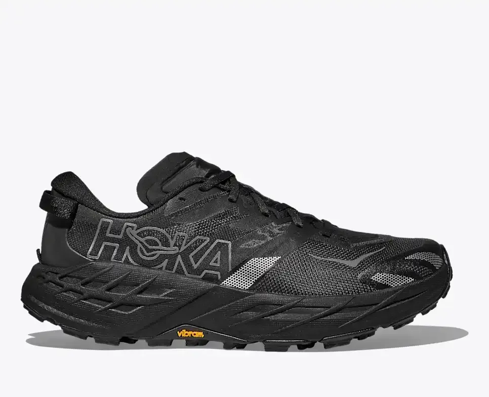 HOKA Speedgoat 7 Black - Men's Running Shoes & Trainers - front view